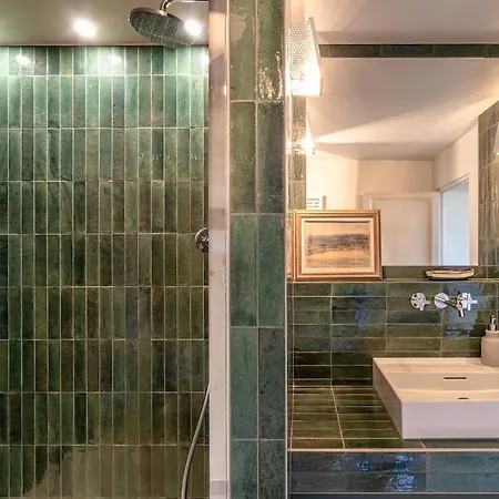 Grande Bastide, * Cassis