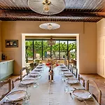Villa Grande Bastide, *