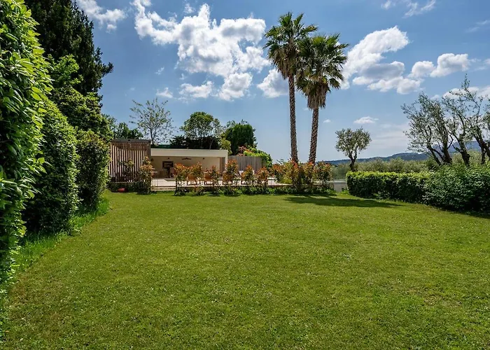 Grande Bastide, * Cassis